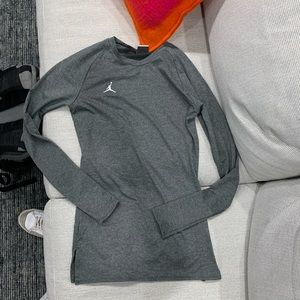 NIKE air Jordan long sleeve athletic top